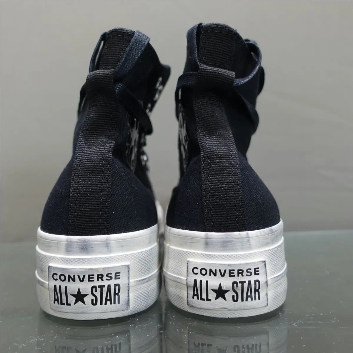 Converse shoes - Converse Chuck Taylor All Star Hi - Black 4