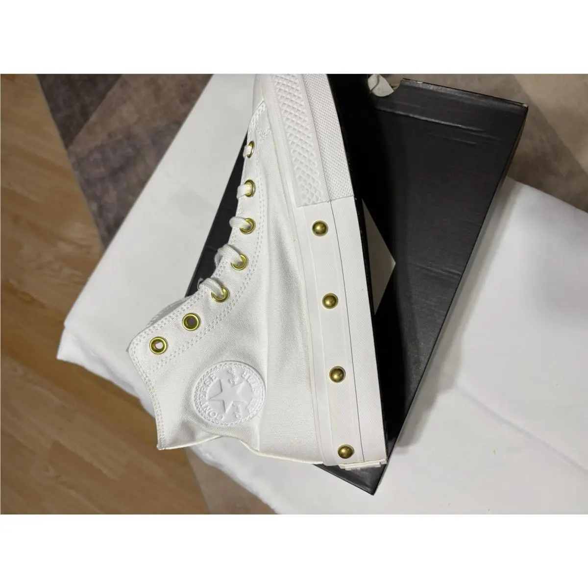 Chuck Taylor All Star Lugged High Whitegold Women`s Lace Up 8 9 10 by Converse