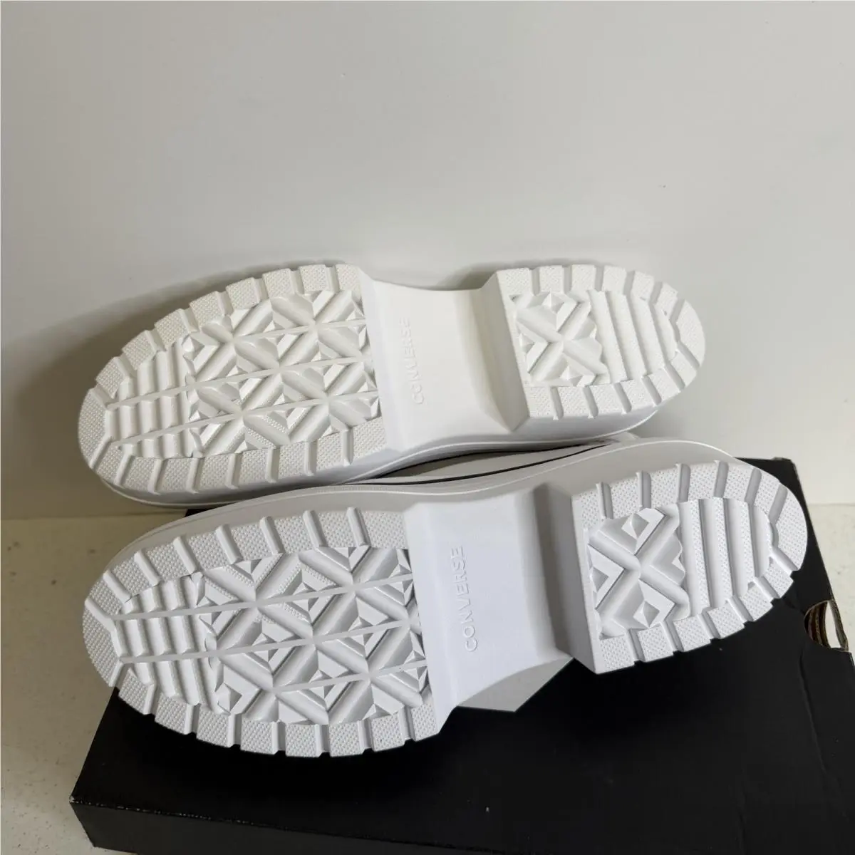 Converse shoes - Converse Chuck Taylor All Star Lugged Platform - A10364C - White 6