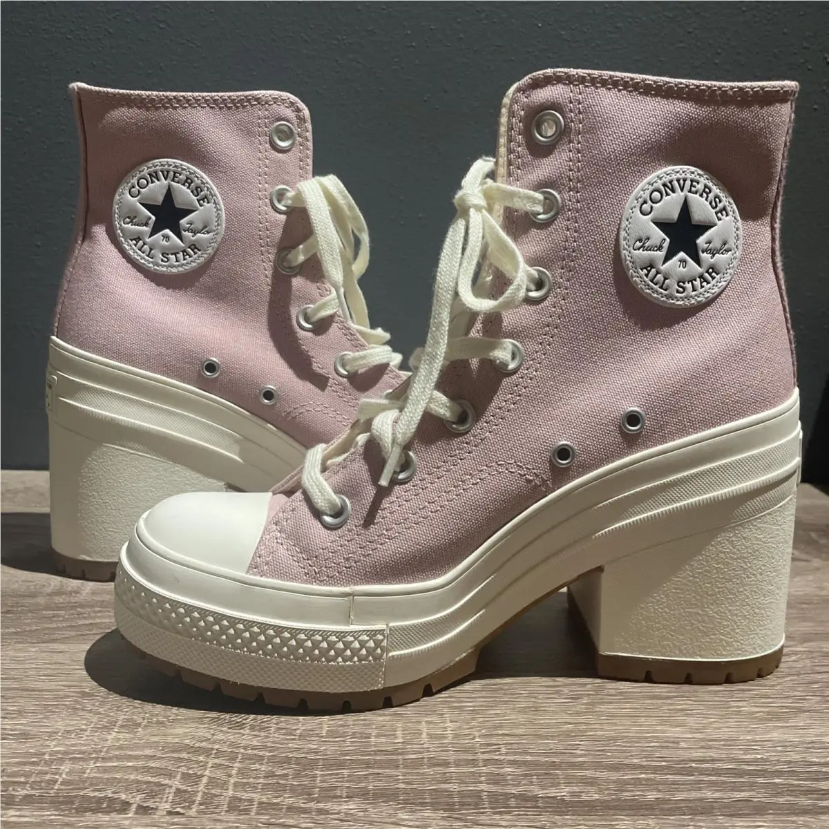 Converse Chuck 70 DE Luxe Heel Women`s Size 7.5 High Heels Static Pink A06433C
