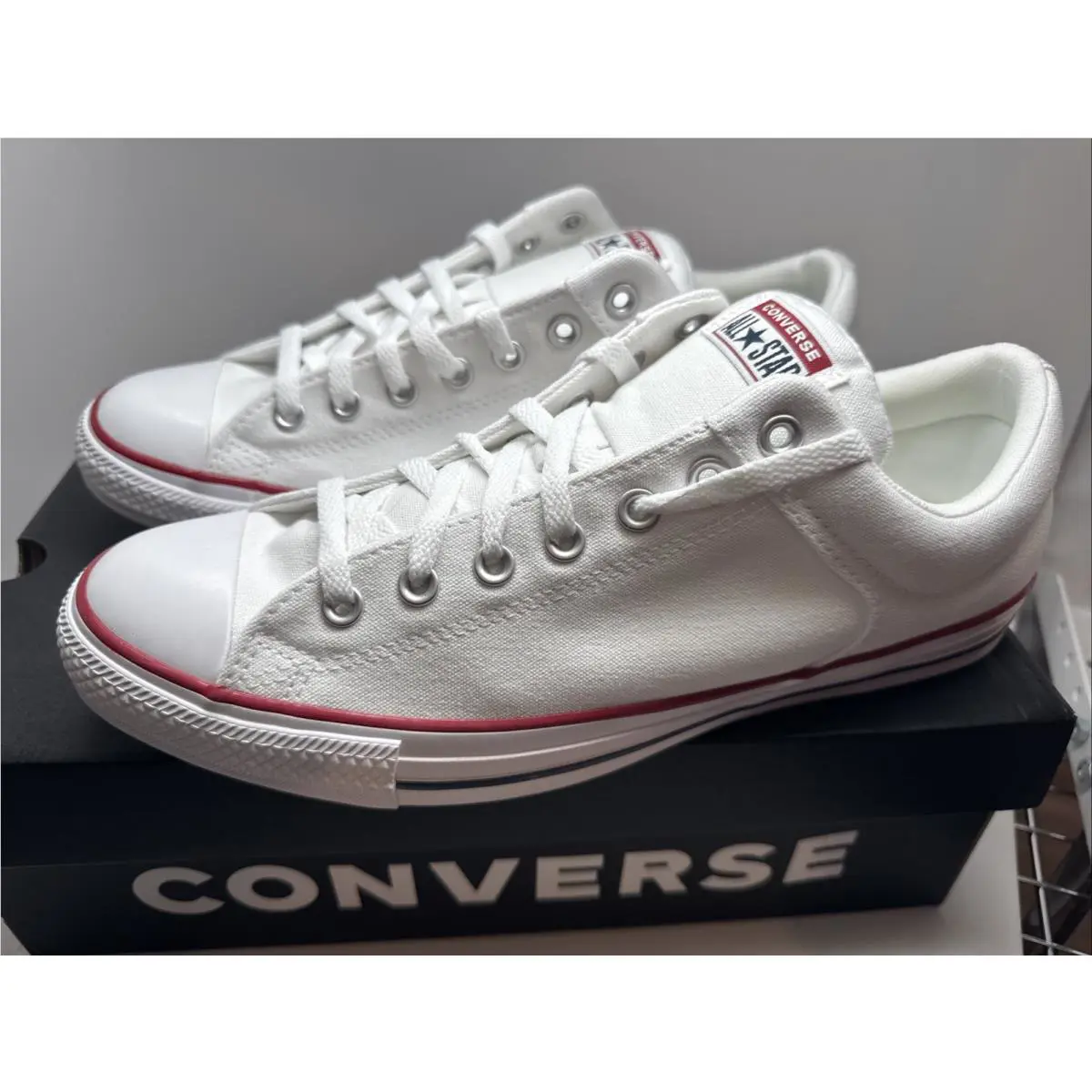 Converse shoes - Converse Chuck Taylor - Chuck Taylor - A01717F - White (UPC: 0194433515221) 1