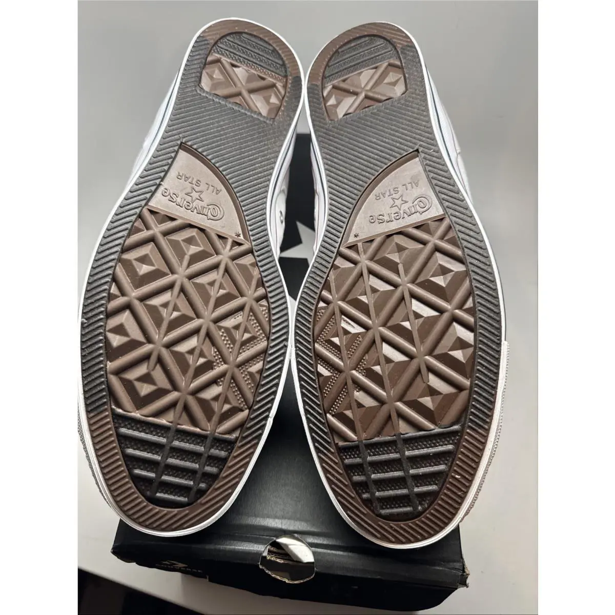 Converse shoes - Converse Chuck Taylor - Chuck Taylor - A01717F - White (UPC: 0194433515221) 3