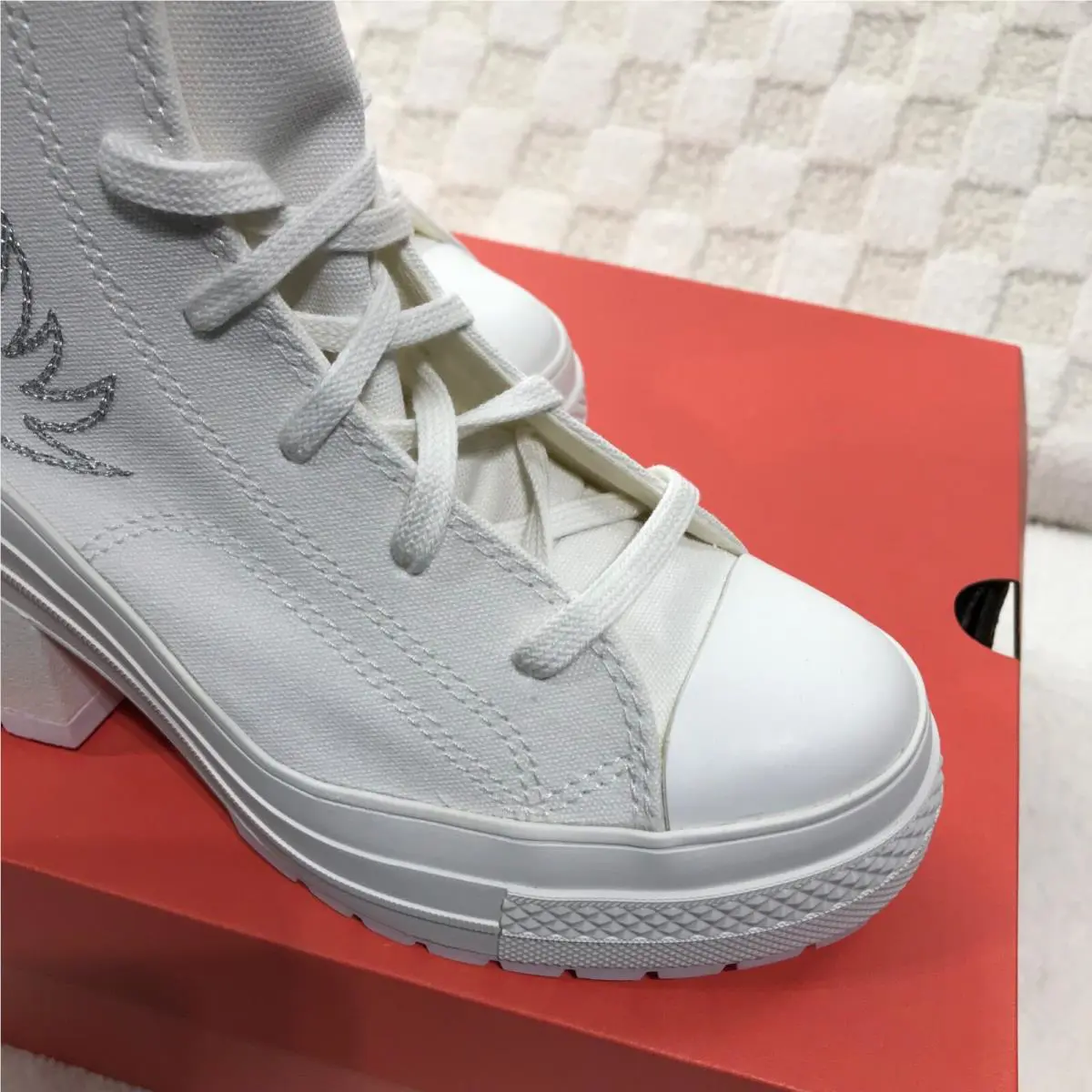 Converse shoes - Converse Chuck 70 - Chuck - A10335C - White 2