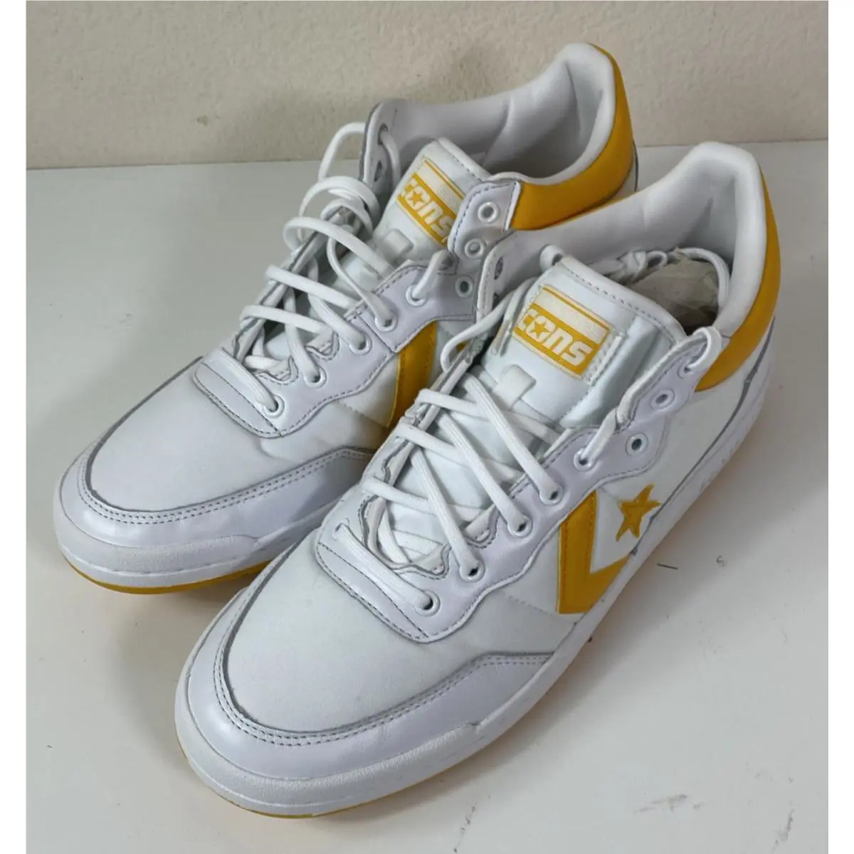Converse shoes - Converse Fastbreak Pro Mid - Fastbreak Pro Mid - A08687c - White 3
