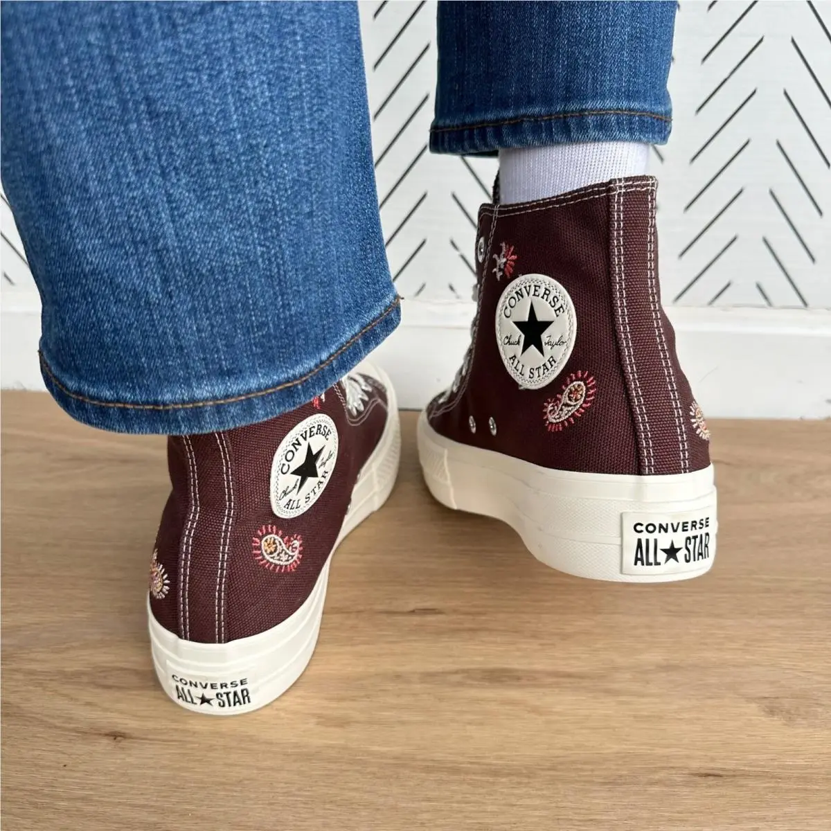 Converse shoes - Converse Chuck Taylor - Chuck Taylor - A08174C - Brown (UPC: 194434584264) 3