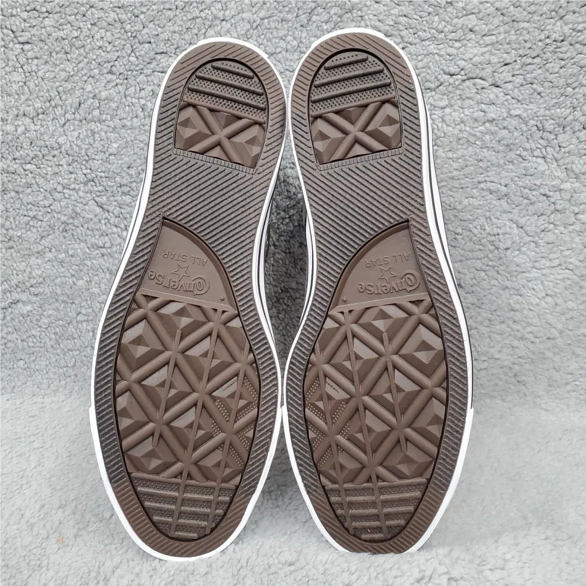 Converse shoes - Converse Chuck Taylor All Star High Top - 1J793 - Gray 2