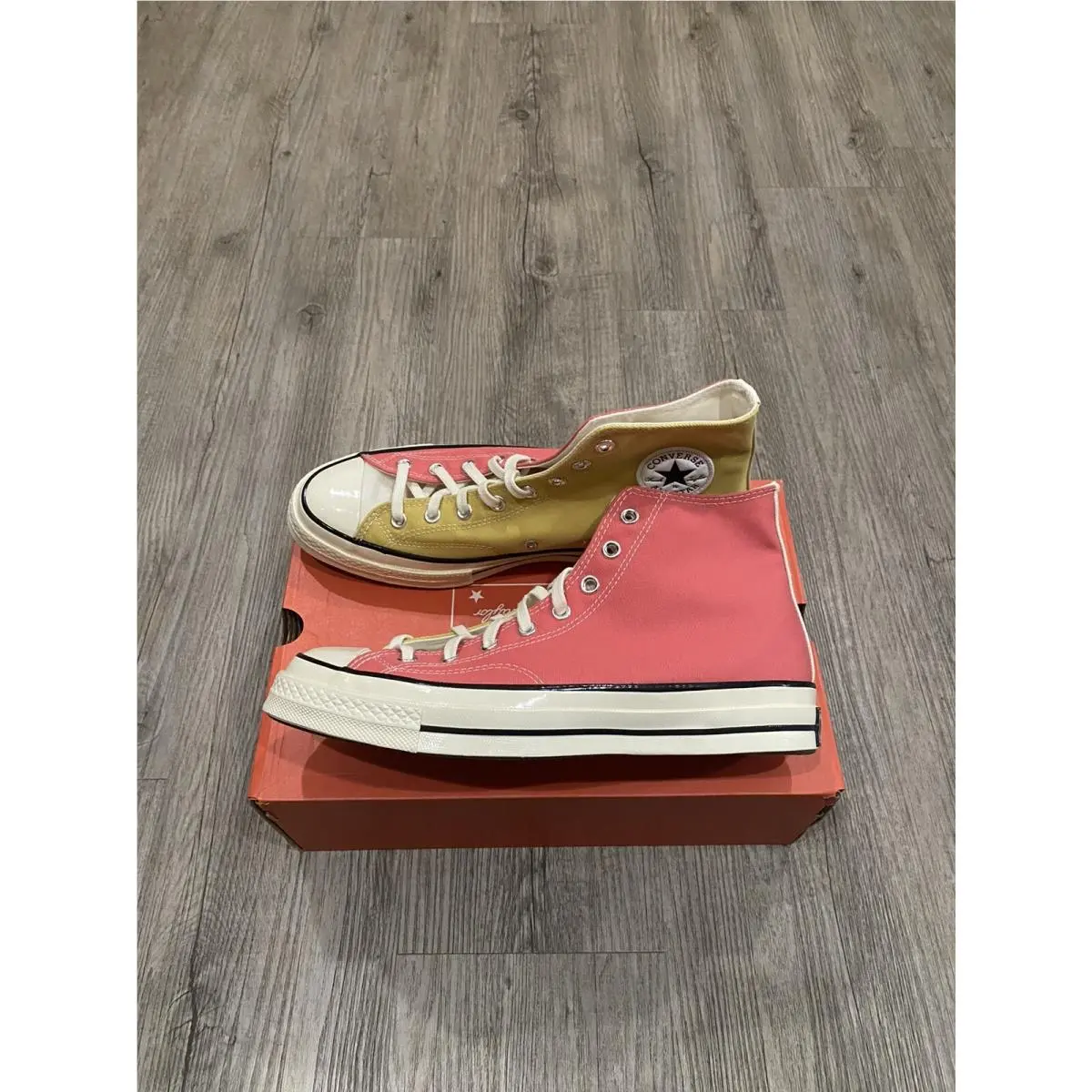 Converse Chuck 70 HI Two Tone Saturn Gold Pink Salt Size 11