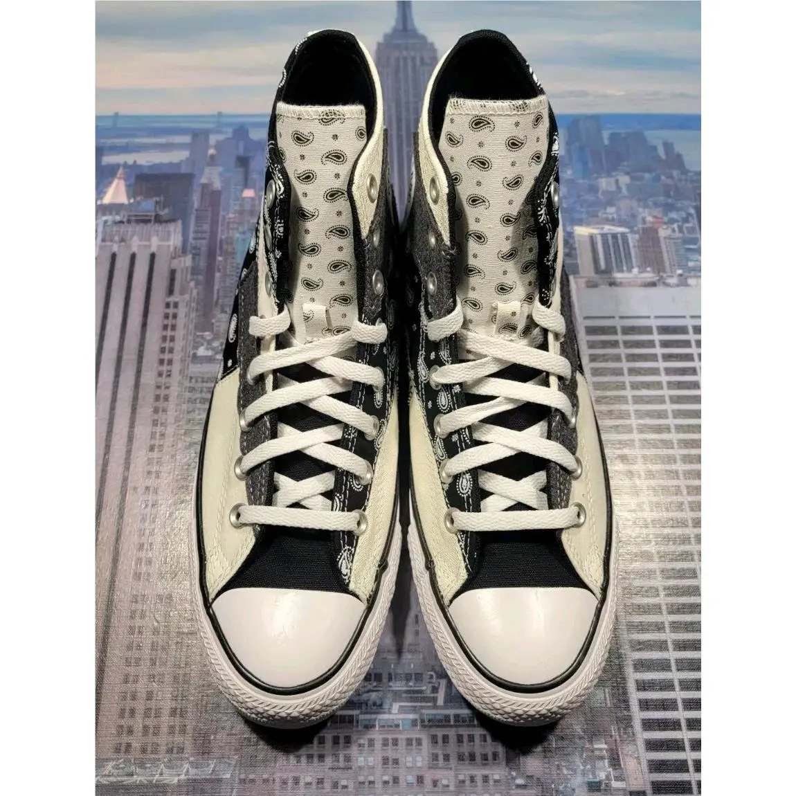 Converse shoes - Converse Chuck Taylor All Star Hi - A05056c - Egret 1