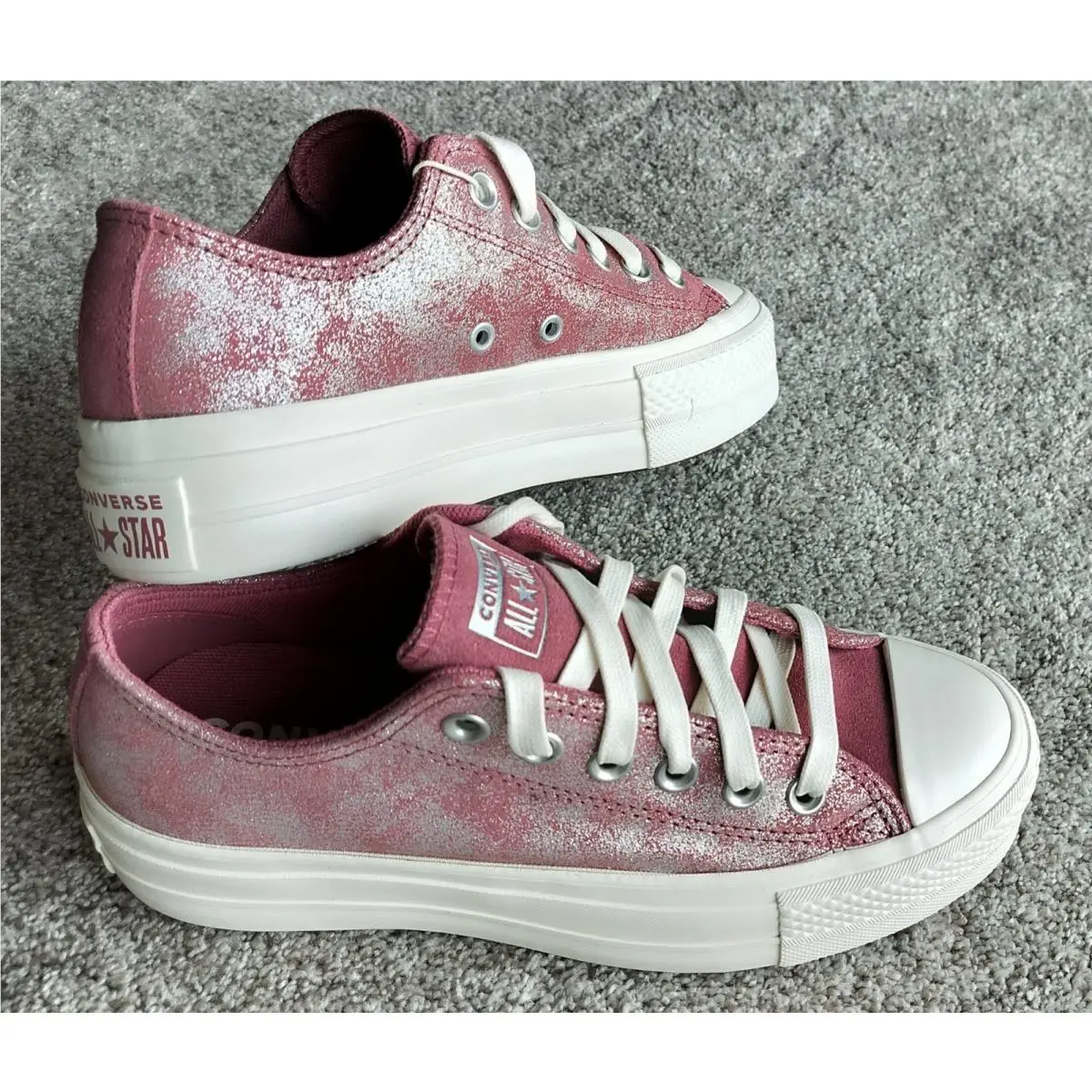 Converse Women Size 6.5 Suede Shimmer Lift Platform Chuck Taylor All Star Shoes