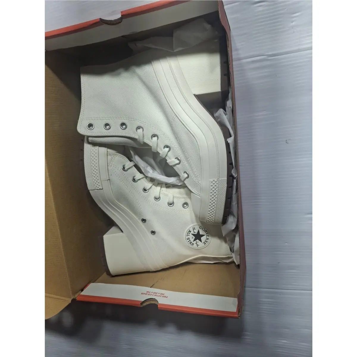 Converse shoes - Converse Chuck 70 - Chuck - A05348c - White 19