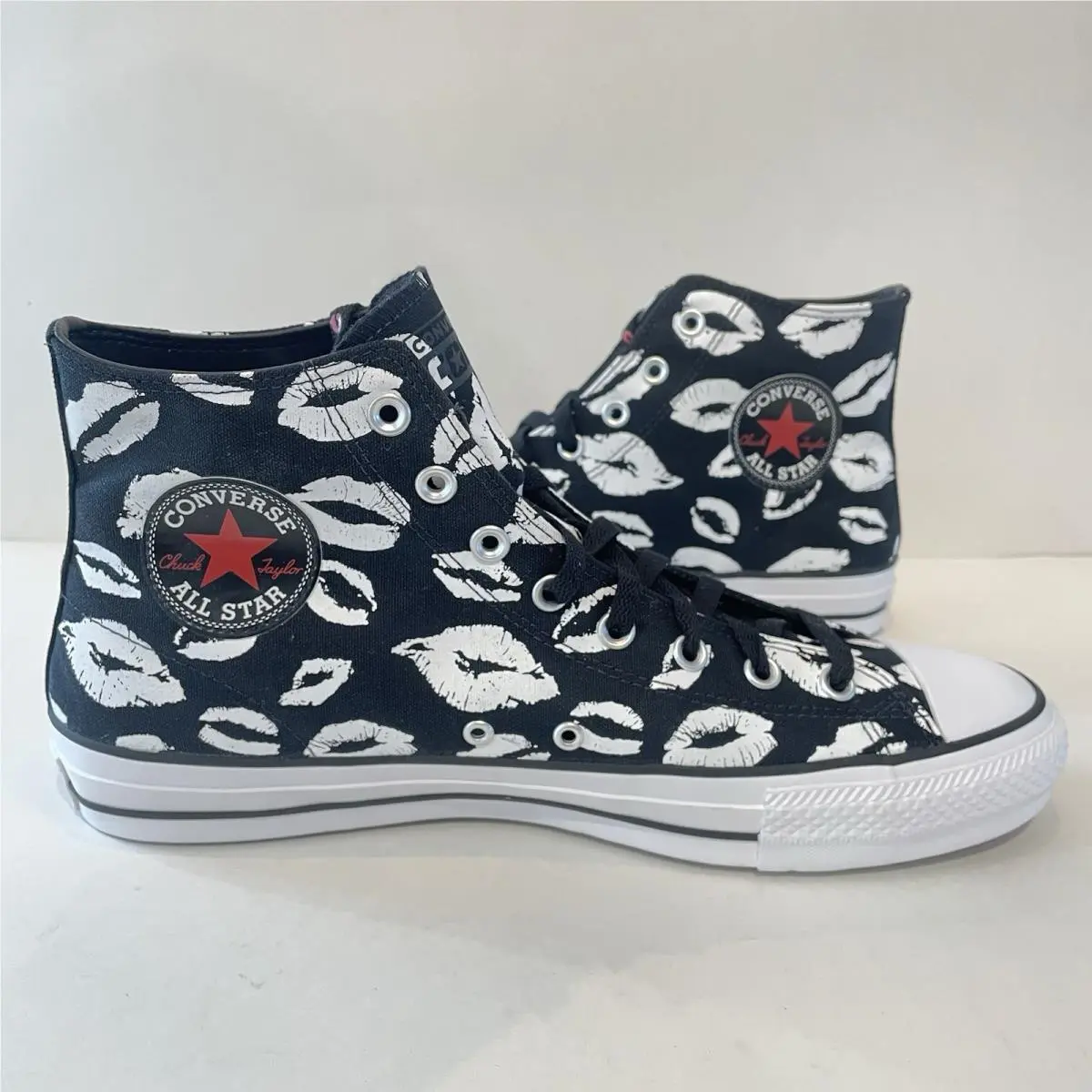 Converse Chuck Taylor All Star Ctas Pro Hi Rock ‘n Roll Lips A04605C Men`s SZ 12