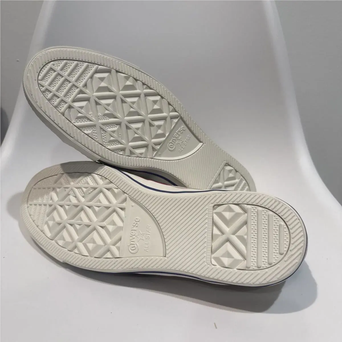 Converse shoes - Think 16 - Think - 161409c - Parchment 3
