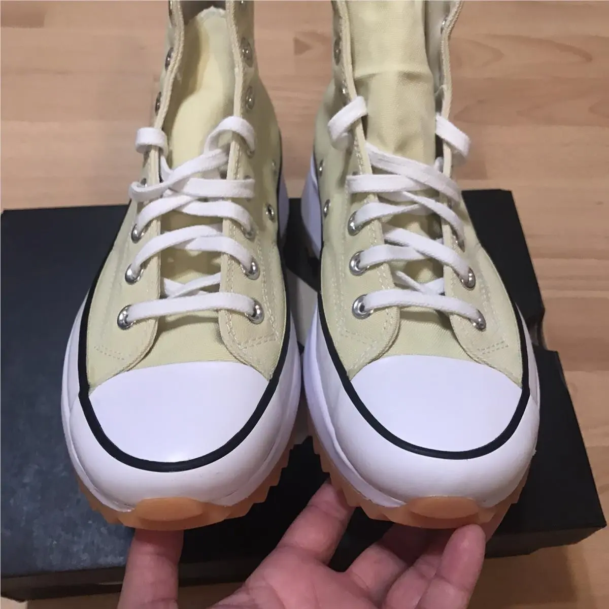 Converse shoes - Converse Run Star - Run Star - A02132C - Lemon Drop/Black/White 3