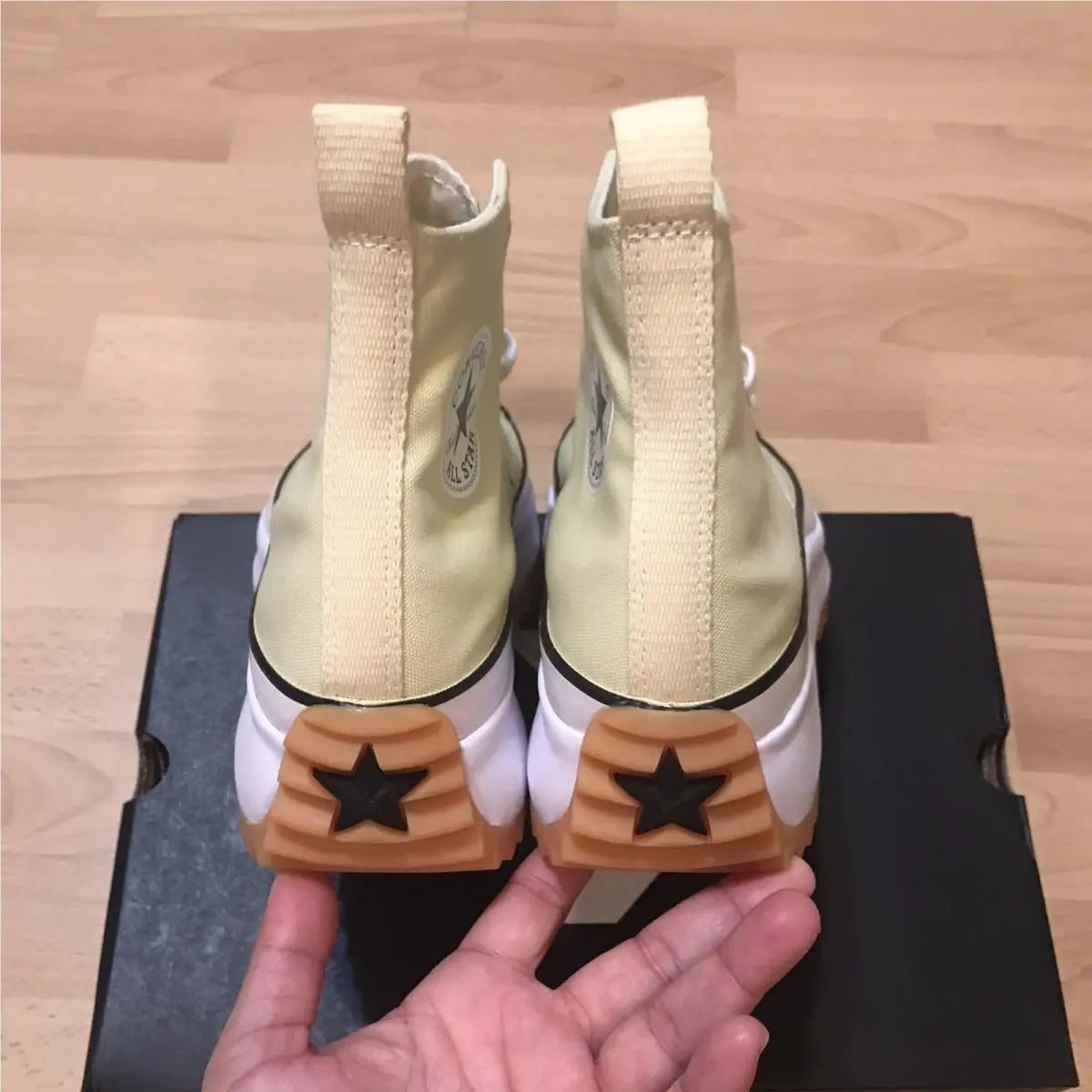Converse shoes - Converse Run Star - Run Star - A02132C - Lemon Drop/Black/White 5