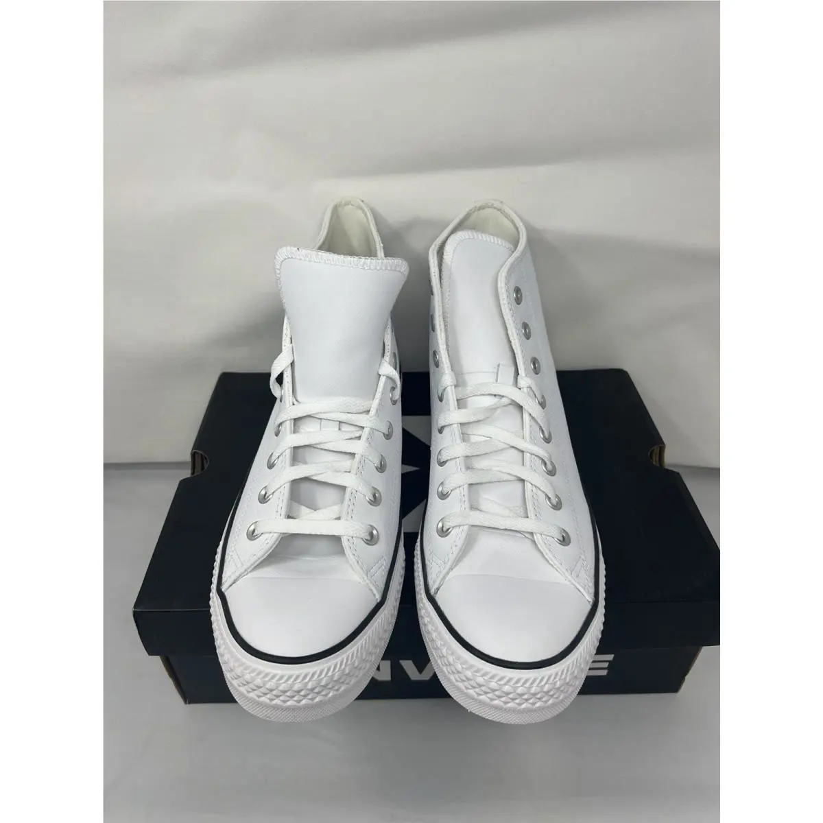 Converse shoes - Converse Chuck Taylor All Star Hi - A08761C - White (UPC: 194434871401) 1