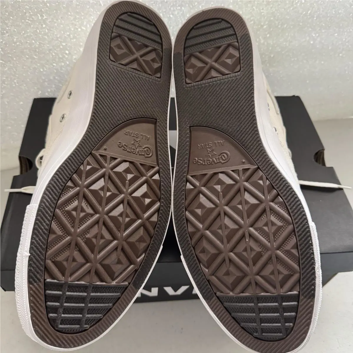 Converse shoes - Malden Street Mid - Malden Street Mid - A08768F - White 3