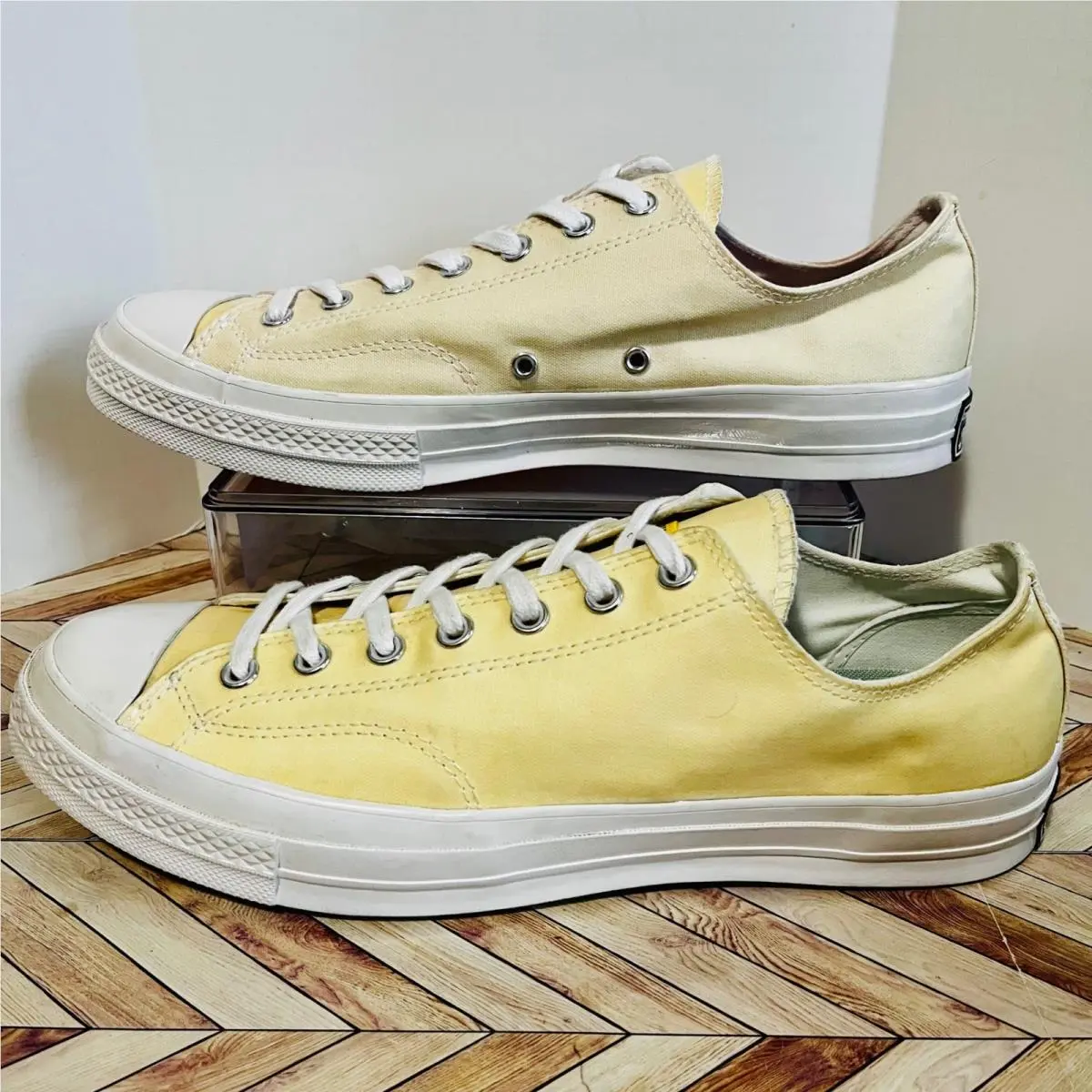 Converse shoes - Chinatown Market x Converse Chuck 70 Ox UV Activated - 166599C - White 1