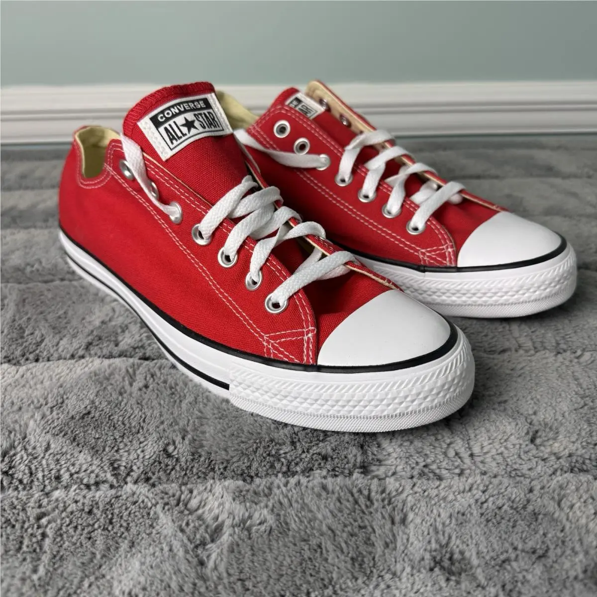 Converse Chuck Taylor All Star Ox Red Unisex Mens M 9.5 Womens W 11.5 M9696