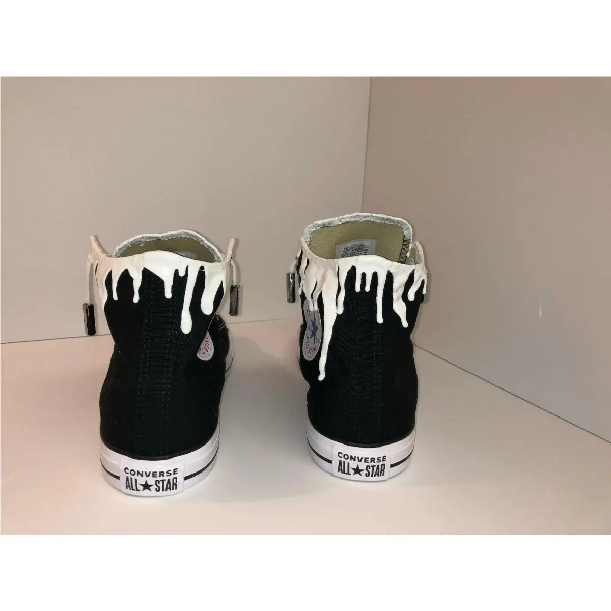 Converse shoes - Converse Chuck Taylor All-Star Hi - Black 4