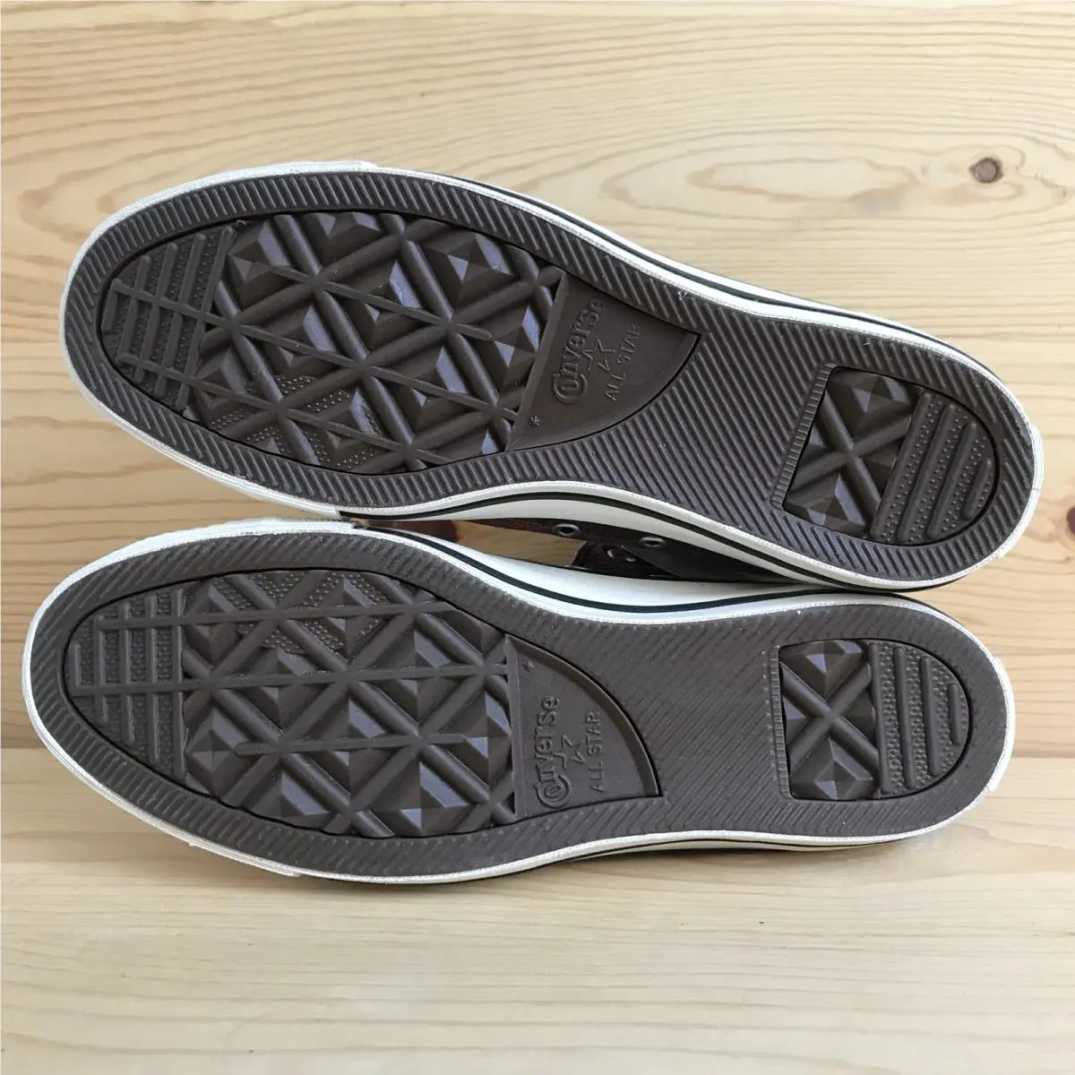 Converse shoes - CHUCK TAYLOR - CHUCK TAYLOR - Crab Apple White 7