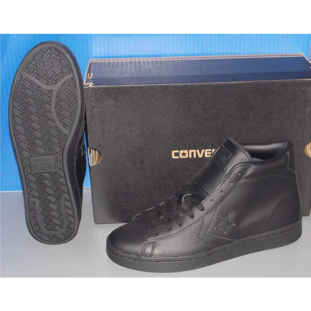 Converse shoes - PL 76 MID - MID - Black (UPC: 888754095455) 0