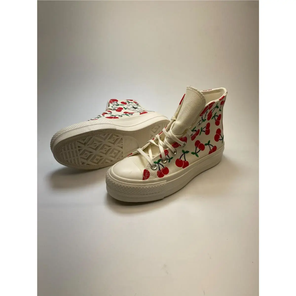 Converse shoes - Converse Chuck Taylor - Chuck Taylor - White 4