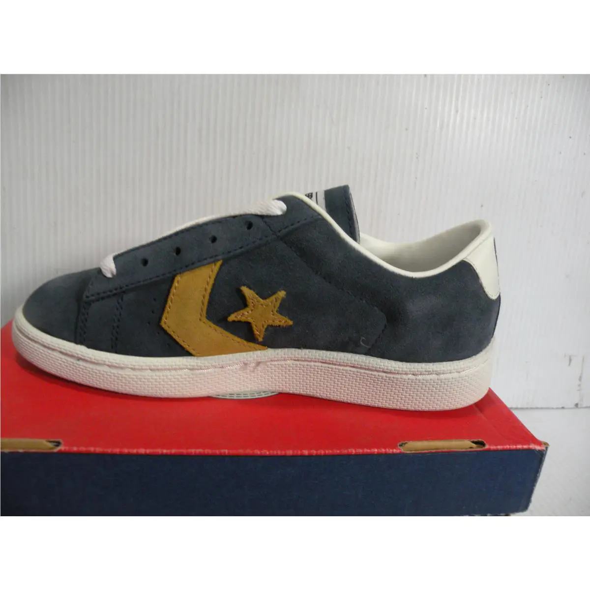 Converse shoes - NAVY/YELLOW - 10388 2
