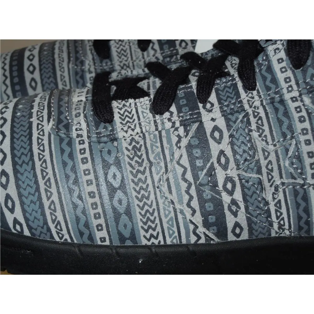 Converse shoes - Gray 3