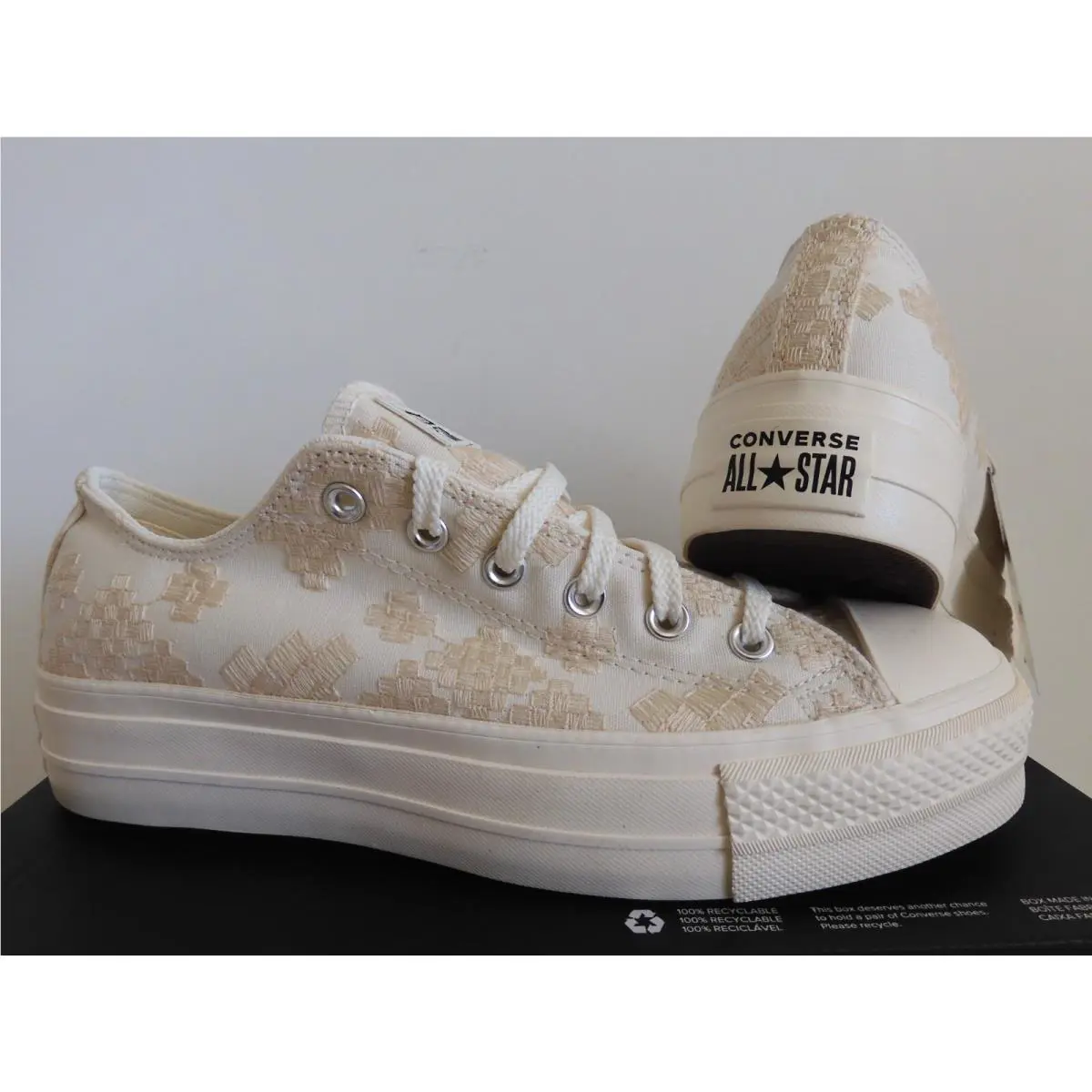Converse shoes - Converse Chuck Taylor All Star Lift - A02225C - White (UPC: 194433661973) 0