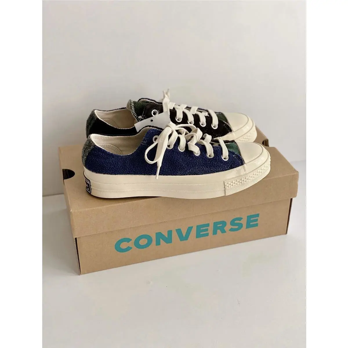 Converse shoes - Converse Chuck Taylor - Chuck Taylor - 172268C - Multicolor 0
