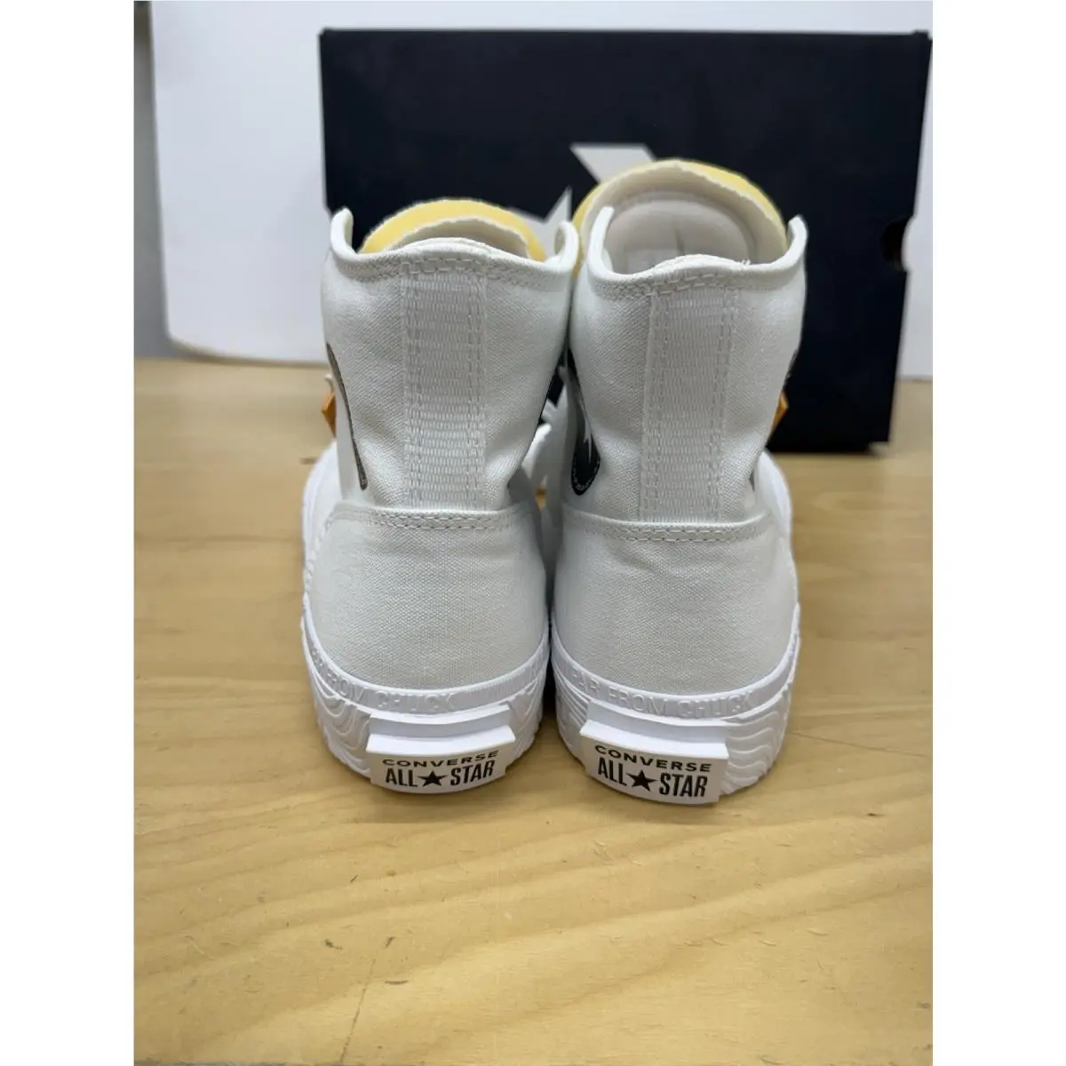 Converse shoes - Chuck Taylor - Chuck Taylor - A00423C - White 4