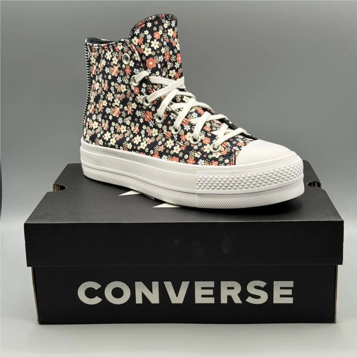 Converse Women`s 7 Hi Top Sneakers Platform Ctas Lift Embroidered Flower A14264C