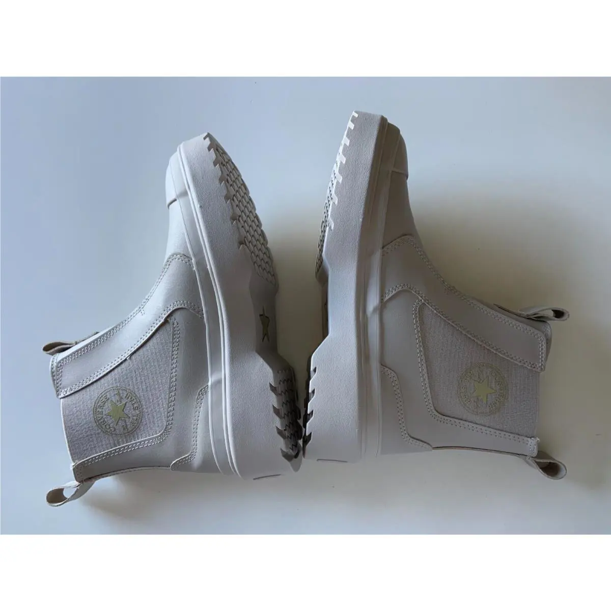 Converse shoes - PAPYRUS (UPC: 194434983234) 1