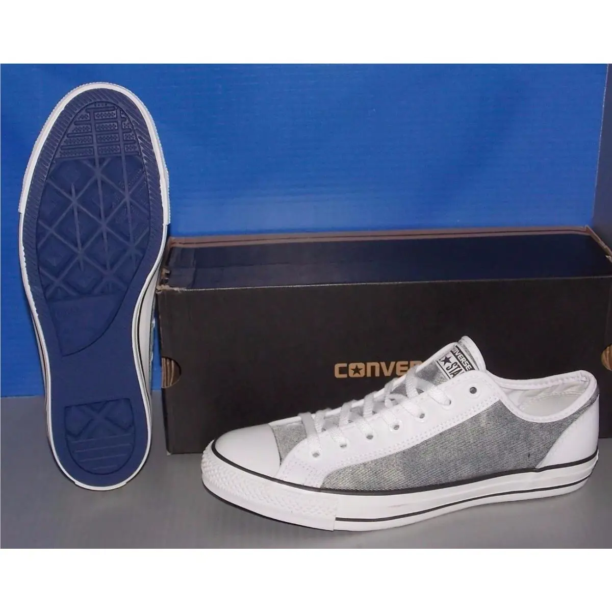 Converse shoes - White (UPC: 886955348714) 0