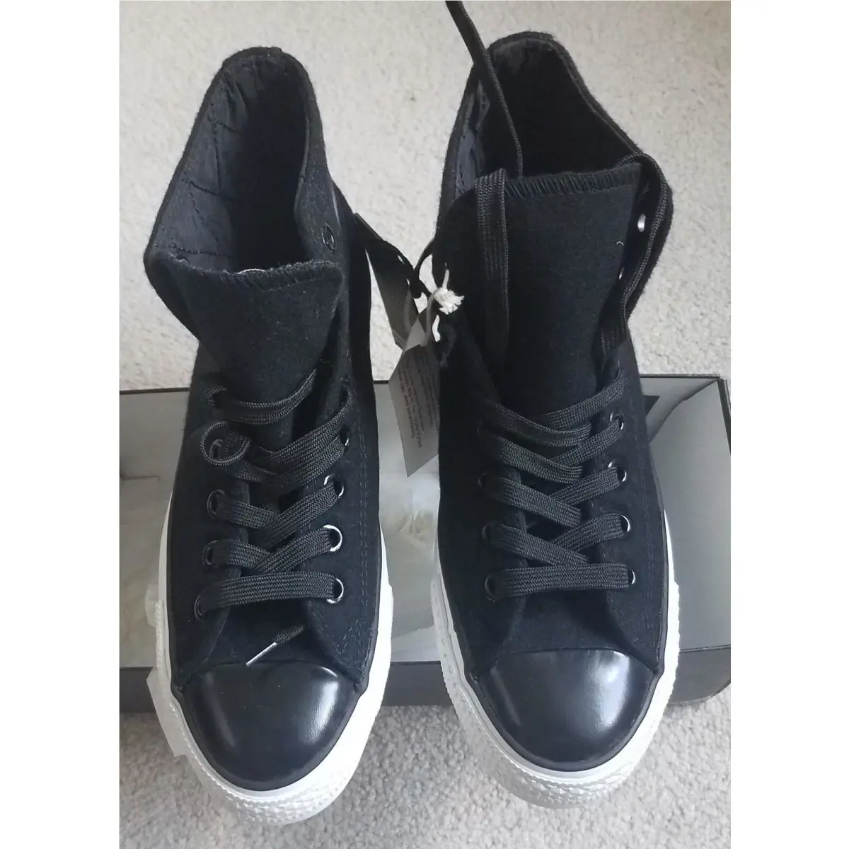 Converse shoes - Black (UPC: 022861478798) 1
