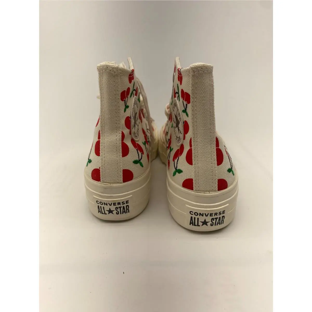 Converse shoes - White 4
