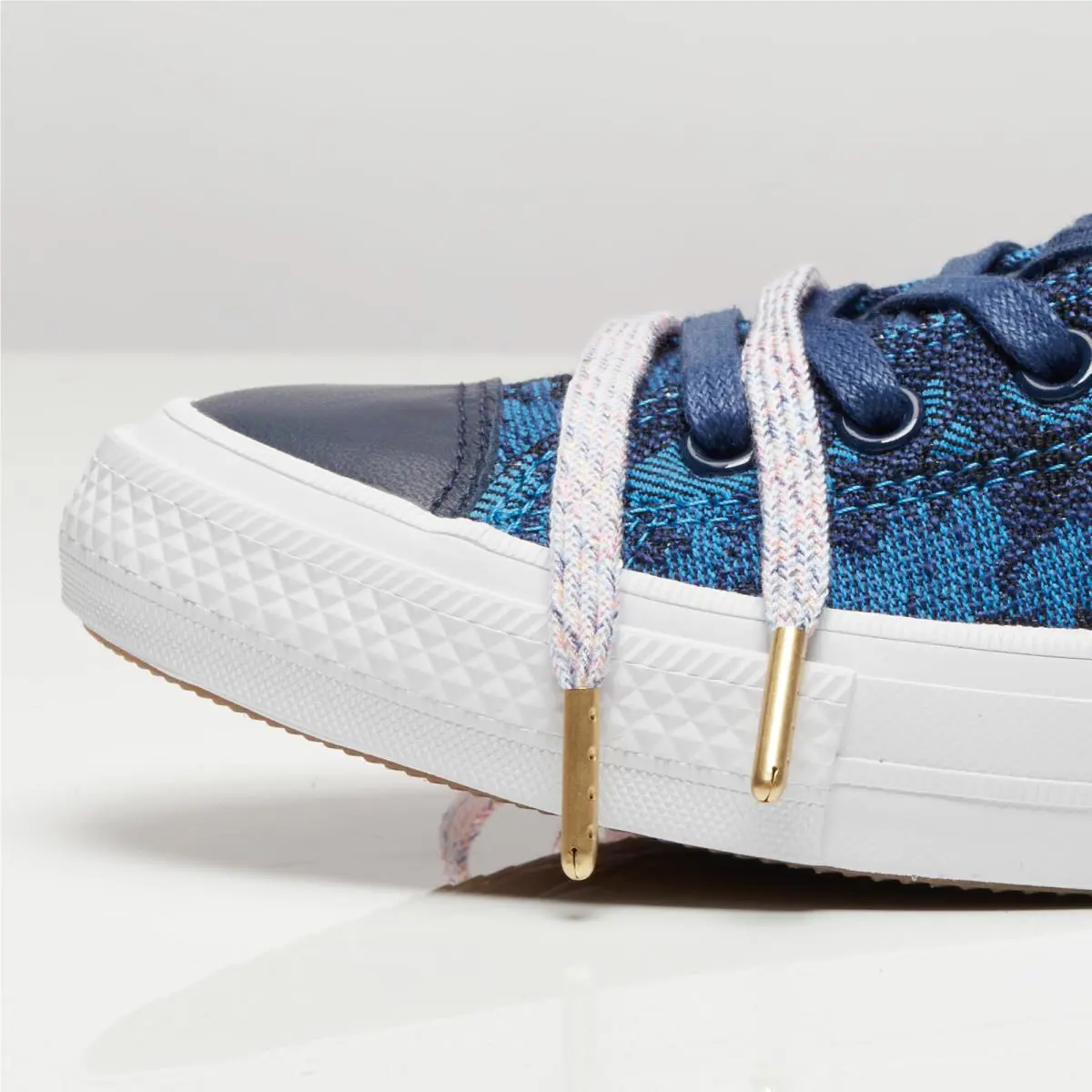 Converse shoes - Converse Chuck Taylor All-Star Hi - 153136C - Medieval Blue 4