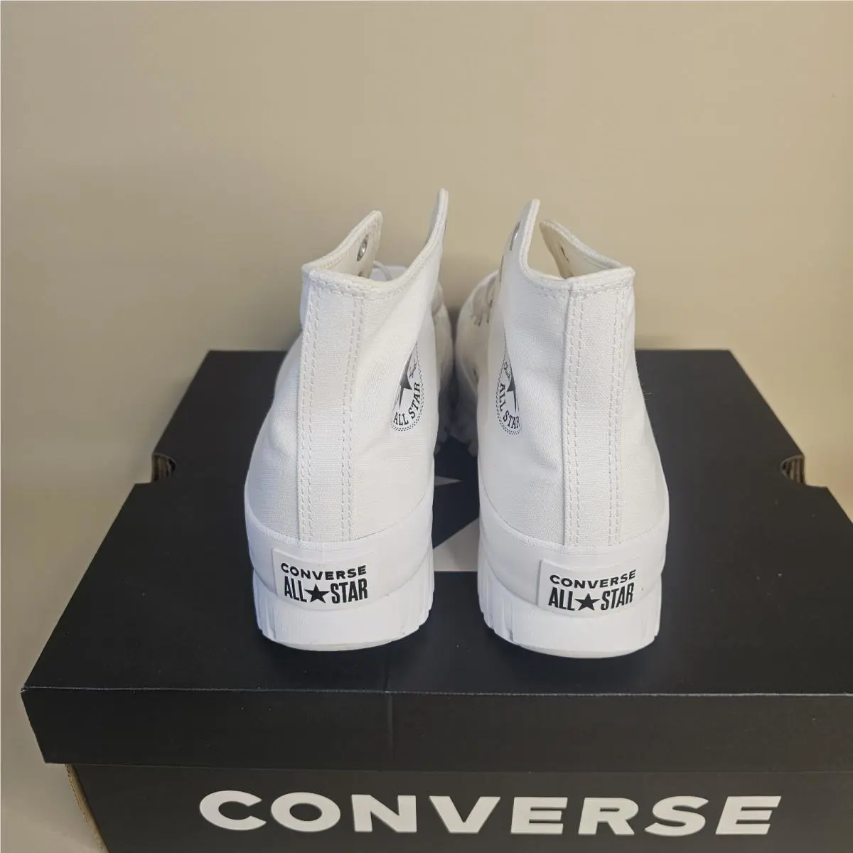 Converse shoes - Converse Chuck Taylor All Star Lugged Platform - White 2
