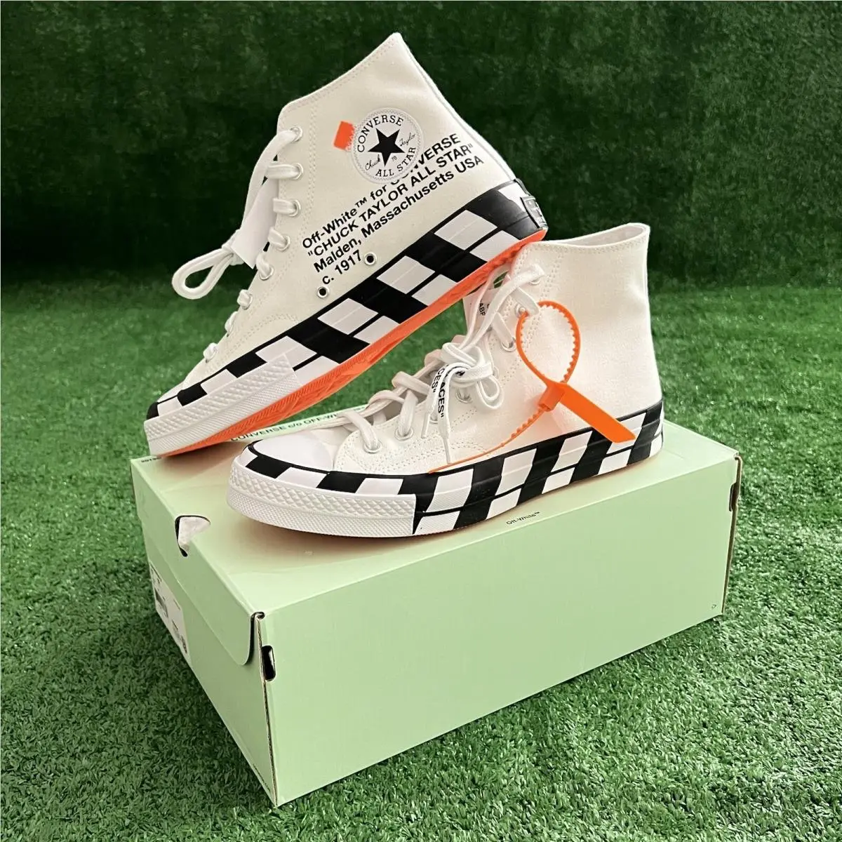 Off-white Converse Chuck Taylor All-star 70 Hi Men`s 10 White 163862C