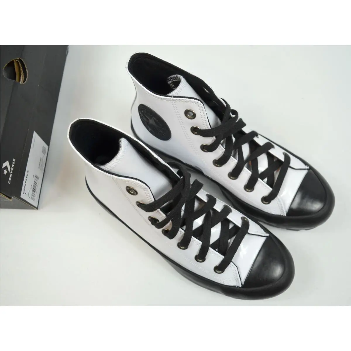 Converse shoes - CONVERSE Surface Fusion Lugged Chuck Taylor - White / Black (UPC: 194433244374) 2