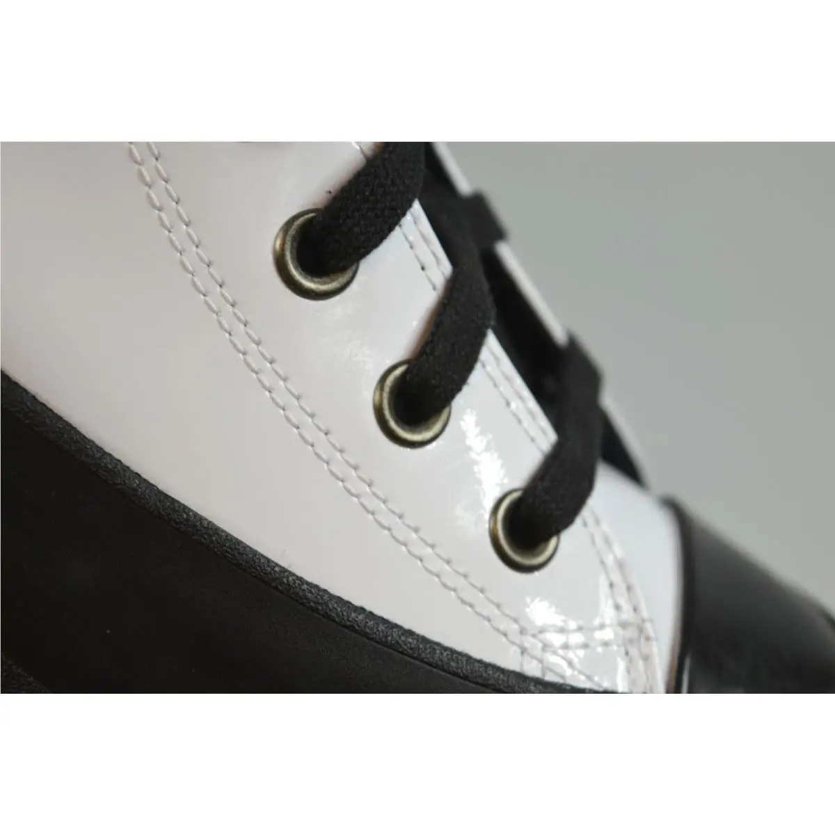 Converse shoes - CONVERSE Surface Fusion Lugged Chuck Taylor - White / Black (UPC: 194433244374) 8