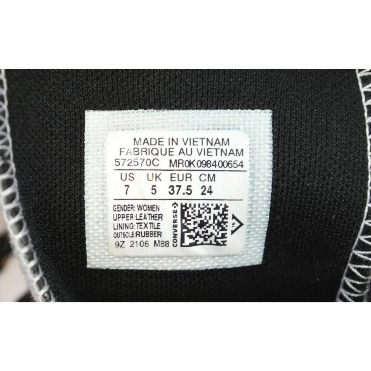 Converse shoes - CONVERSE Surface Fusion Lugged Chuck Taylor - White / Black (UPC: 194433244374) 6