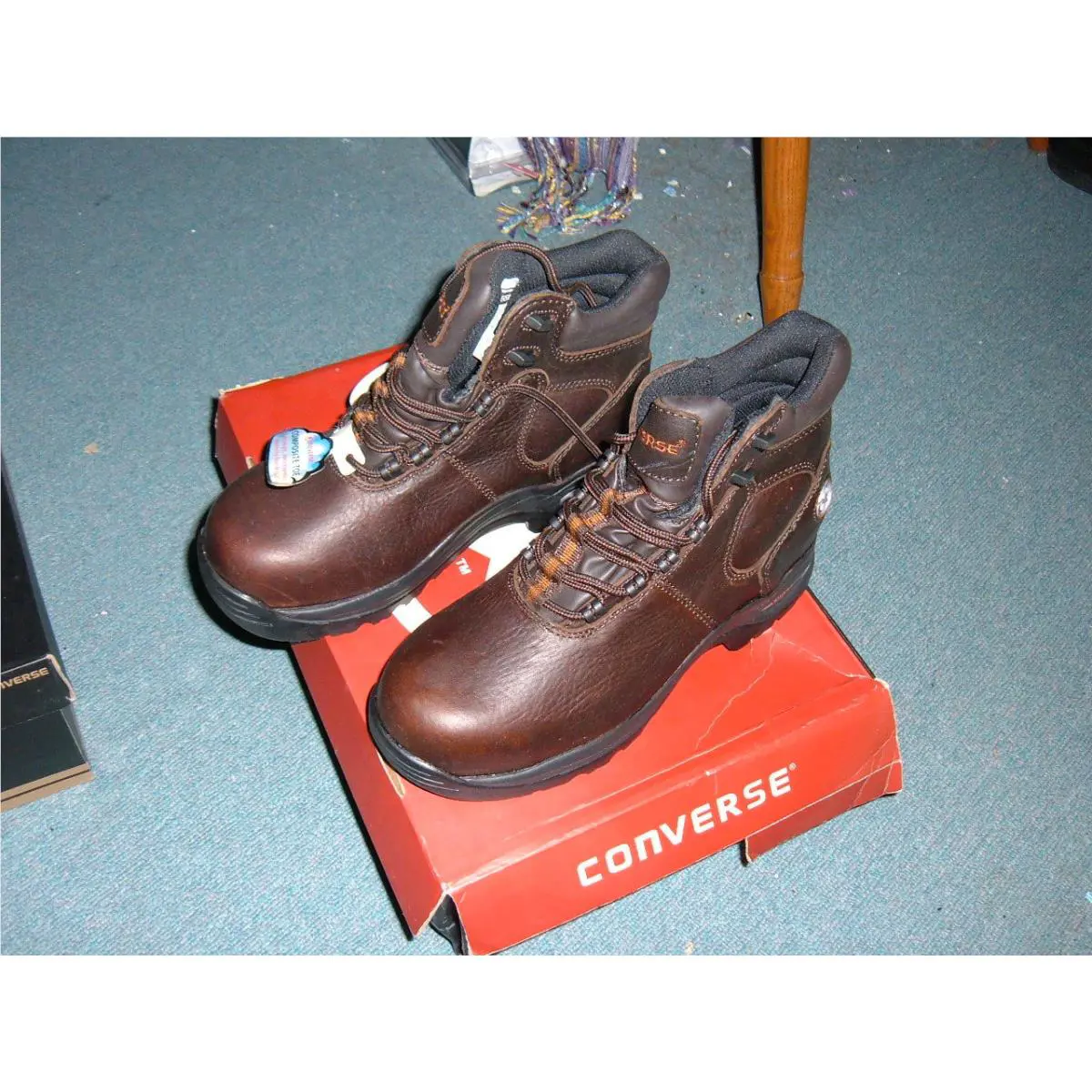 Converse shoes - Brown (UPC: 690774211759) 0