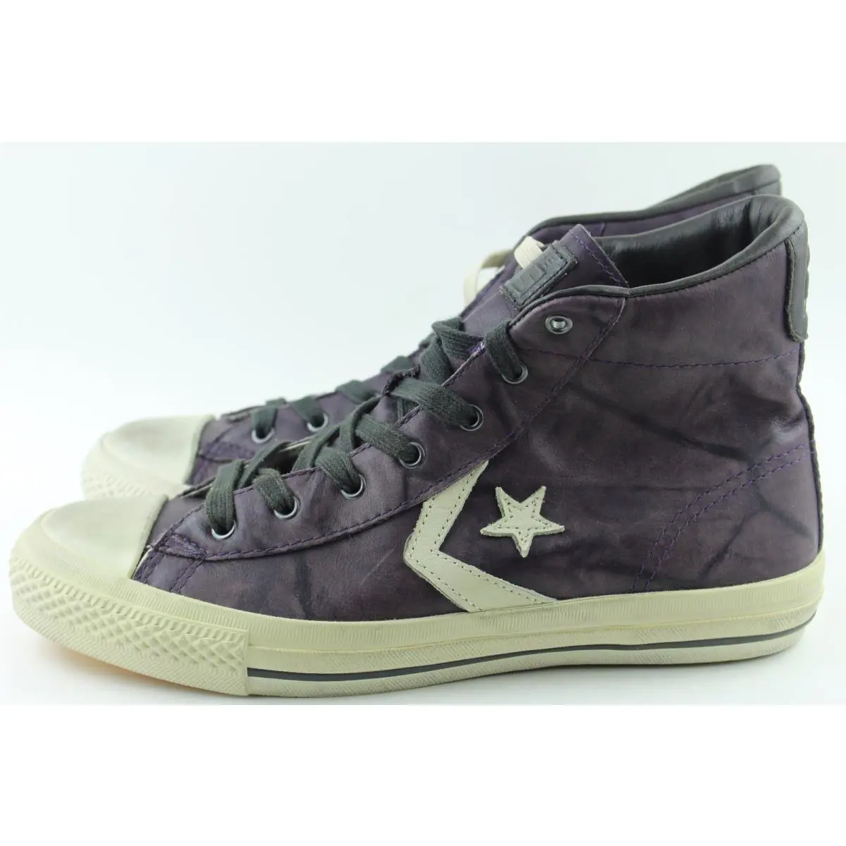 Converse shoes - 139735C - 139735C - BLACK & GRAPE (UPC: 886952560133) 1