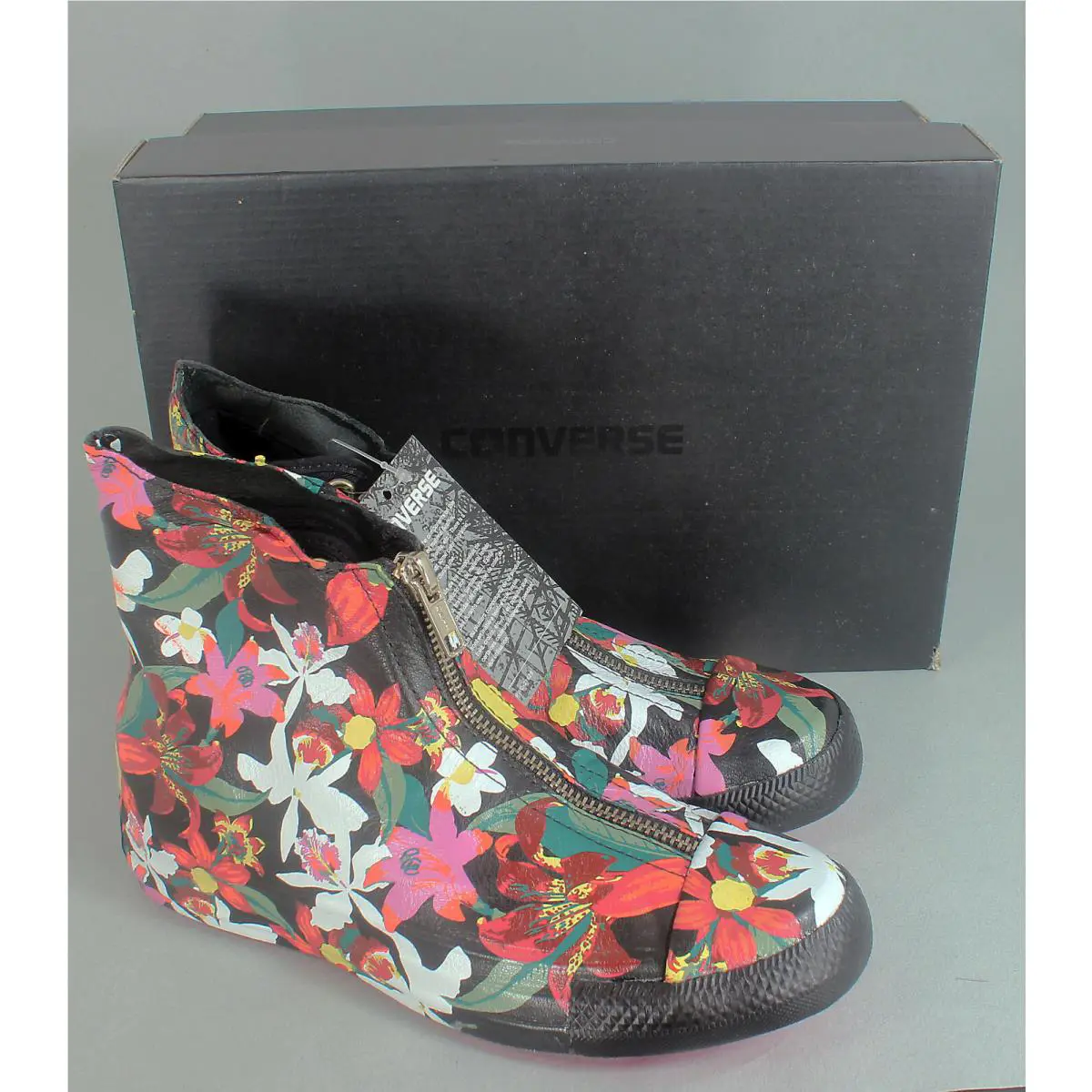Converse shoes - Black (UPC: 888754003511) 0