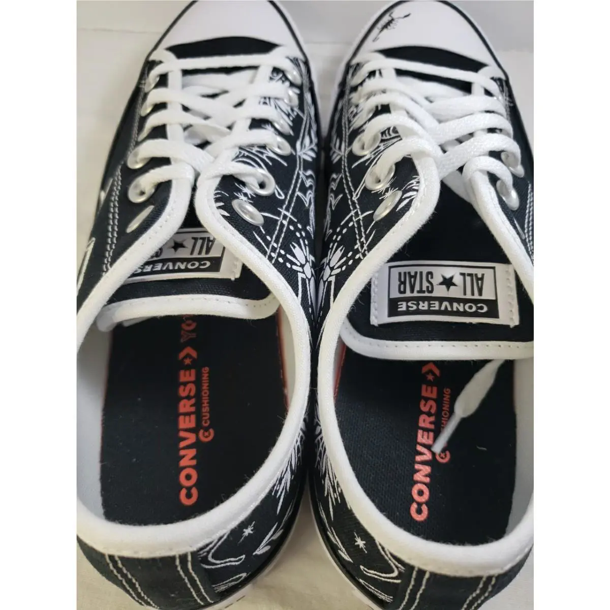Converse shoes - Black & White 8