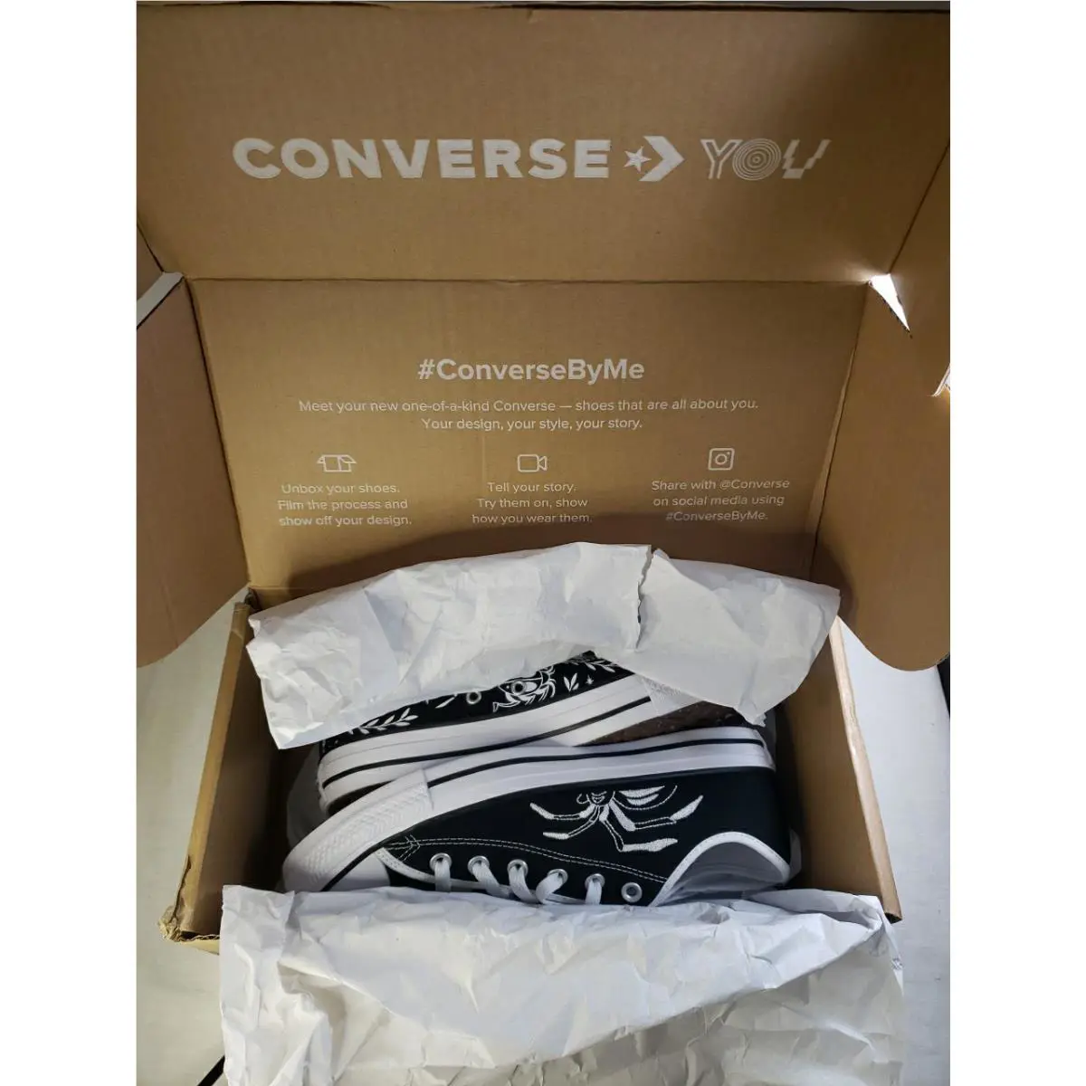 Converse shoes - Black & White 12