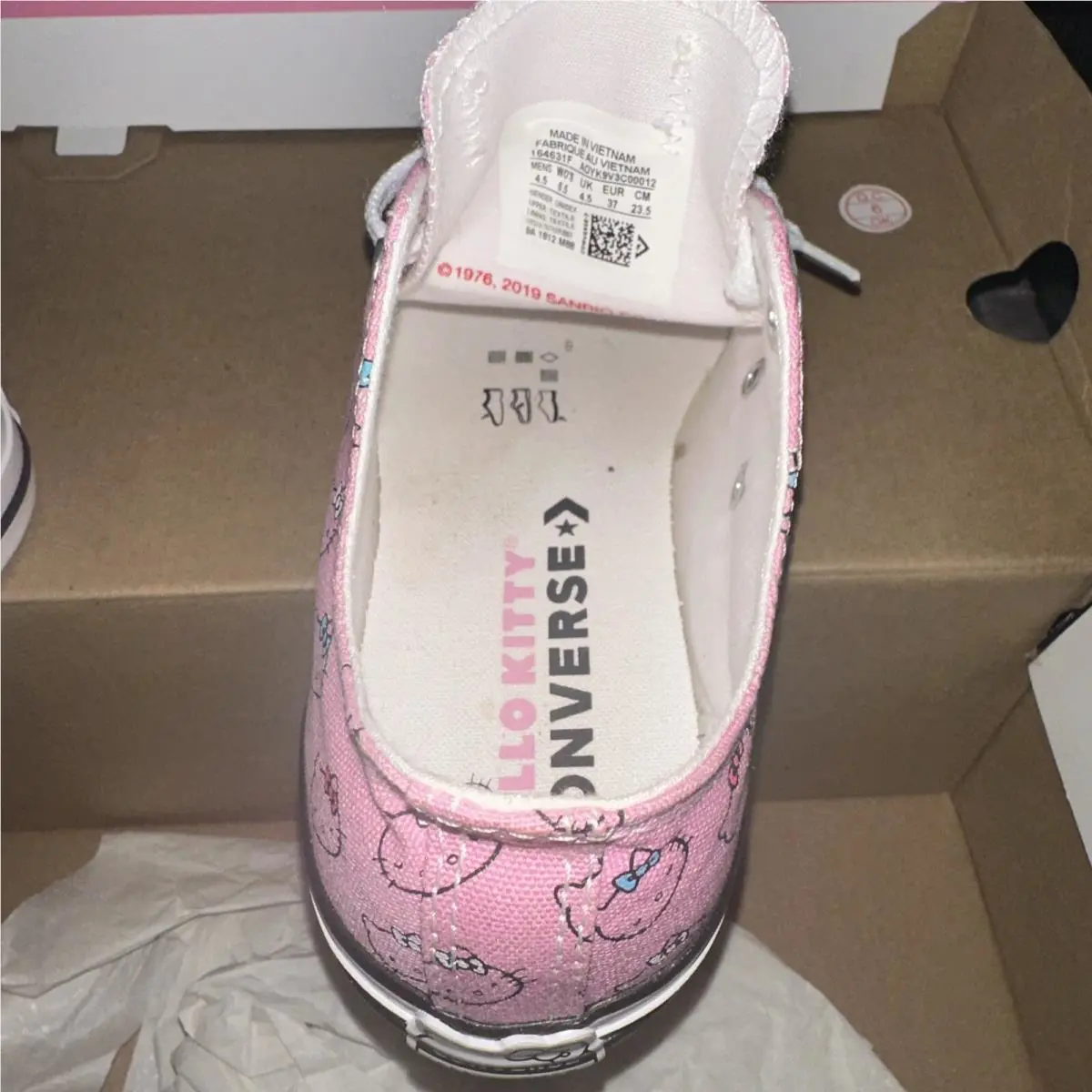 Converse shoes - Converse Hello Kitty - Hello Kitty - Pink (UPC: 0888756704508) 0
