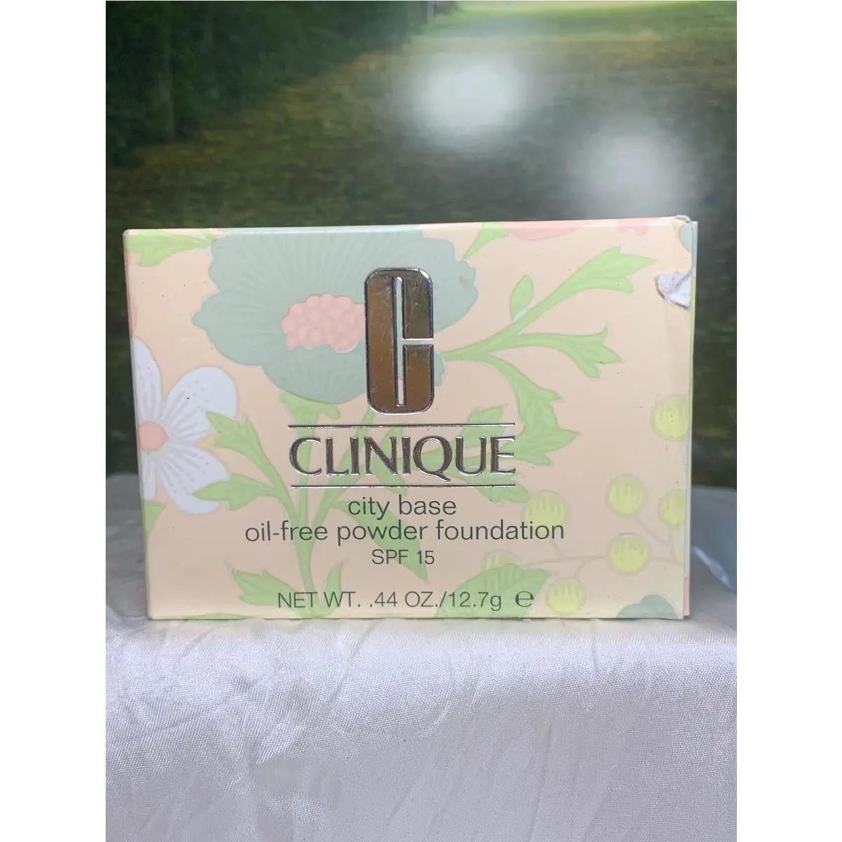 Clinique 12.7g City Base Oil-free Powder Foundation Spf 15 12 Cocoa Cream G