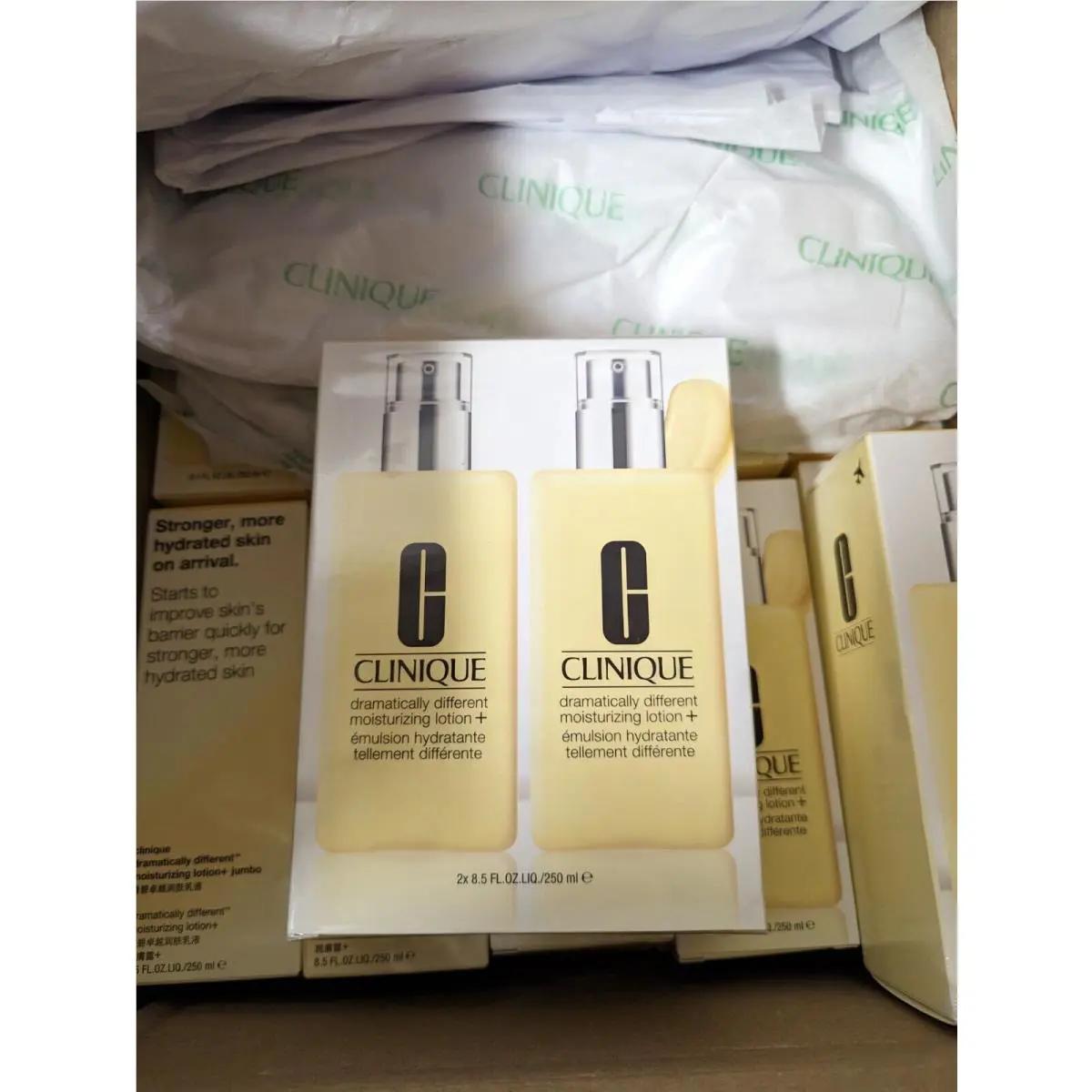 Clinique Dramatically Different Moisturizing Lotion Jumbo 2 X 8.5 Oz